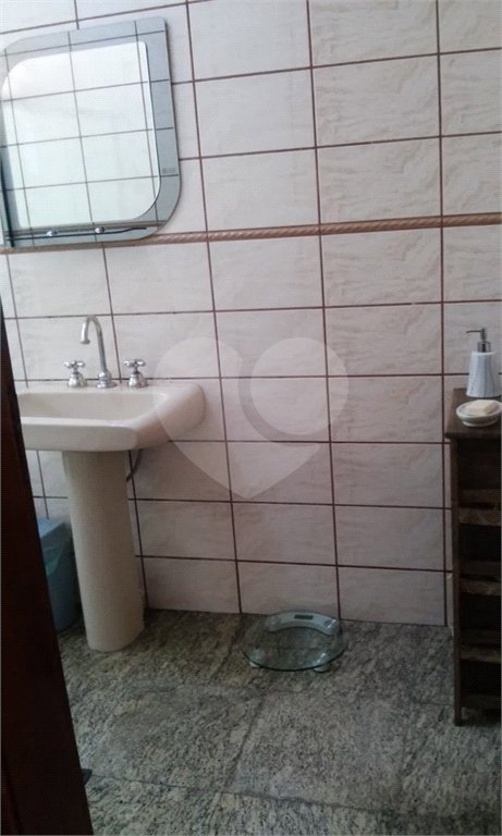 Sobrado à venda com 4 suítes em Vila Carrão, São Paulo, SP