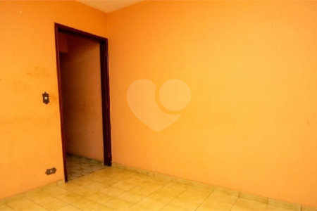 Casa à venda com 3 quartos, sendo 1 suíte,  em Vila Sônia, São Paulo, SP