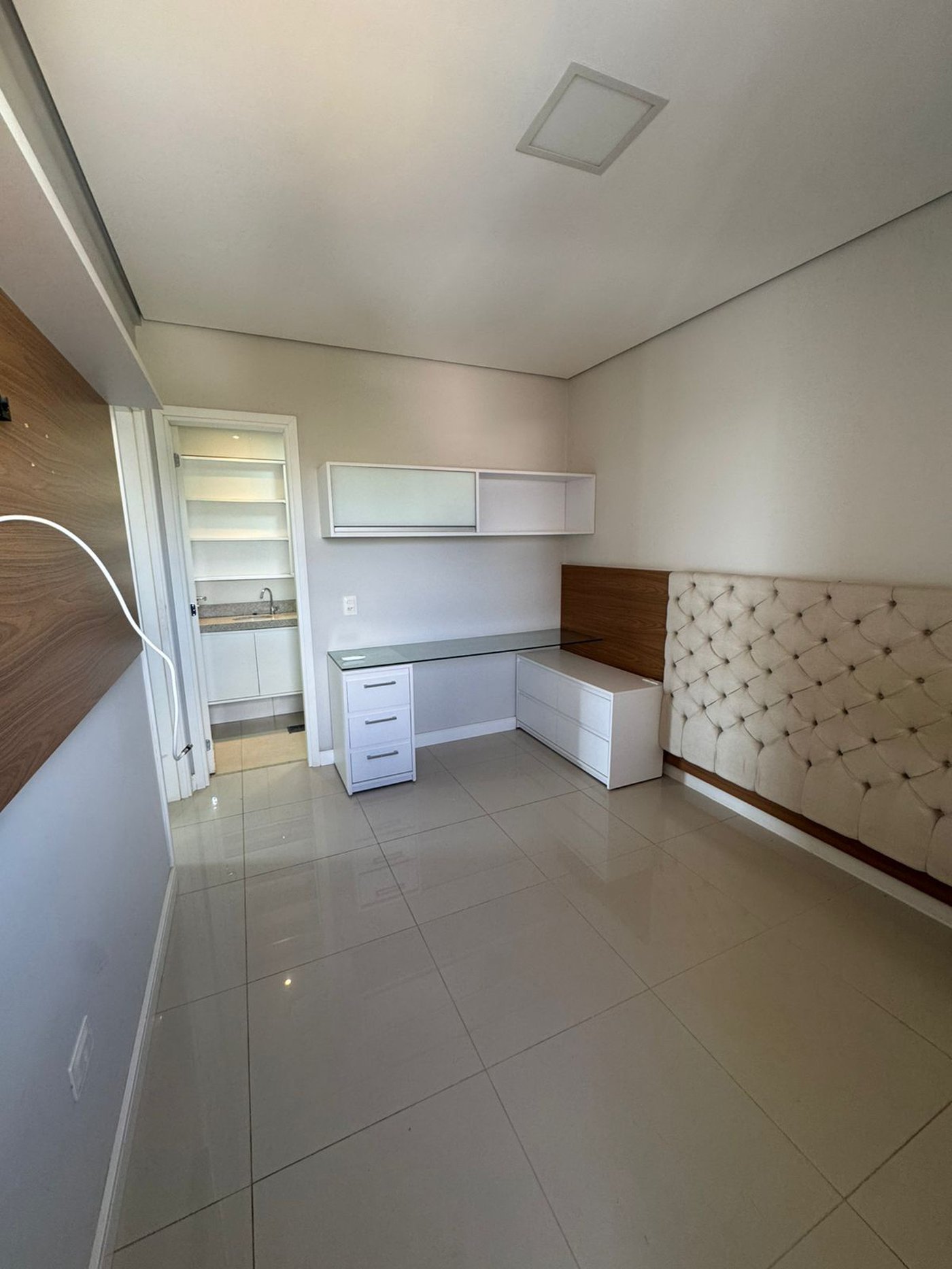 Apartamento à venda com 3 quartos, sendo 1 suíte,  em Edifício Terrasse d’été, Presidente Prudente, SP