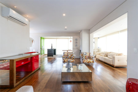 Apartamento à venda com 3 suítes em Vila Nova Conceição, São Paulo, SP