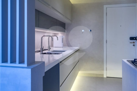 Apartamento à venda com 3 quartos, sendo 1 suíte, em Pitangueiras, Guarujá, SP