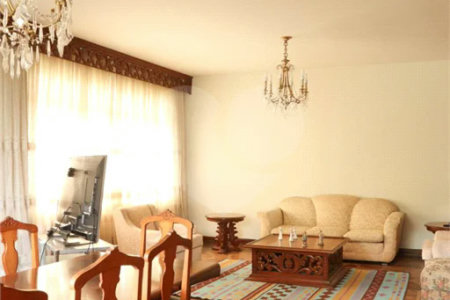 Casa à venda com 3 quartos no condomínio Paderewsky, São Paulo - SP