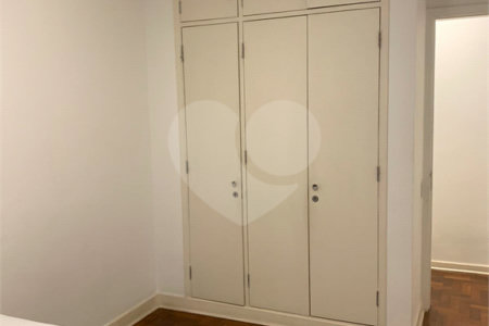 Apartamento para alugar com 2 quartos, sendo 1 suíte,  em Vila Olímpia, São Paulo, SP