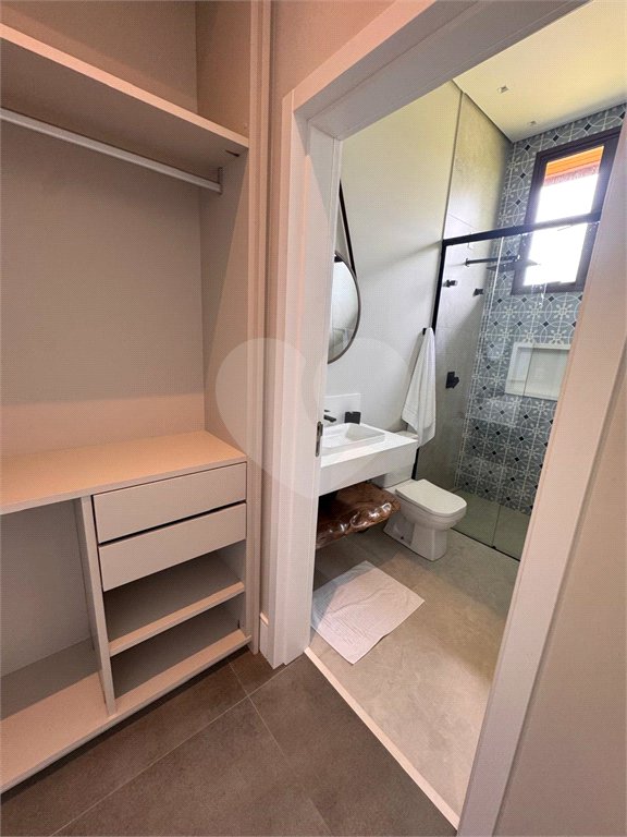 Casa à venda com 6 suítes no condomínio Vila Pinhal, Itirapina - SP