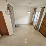 Sobrado à venda com 3 quartos, sendo 1 suíte,  em Vila Nivi, São Paulo, SP