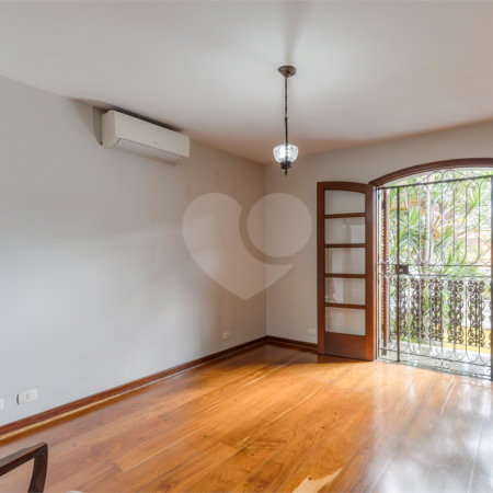 Casa à venda com 4 suítes em Alto da Boa Vista, São Paulo, SP