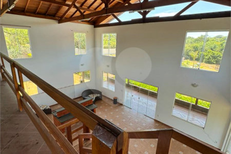 Sítio à venda com 3 quartos, sendo 1 suíte, em Jardim dos Laranjais, Indaiatuba, SP