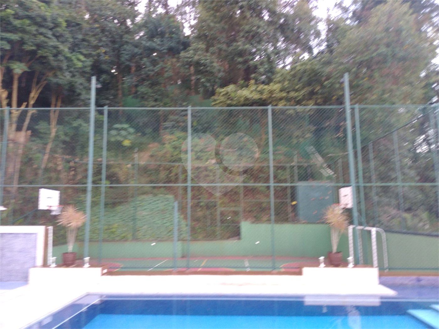 Casa à venda com 4 quartos, sendo 3 suítes, no condomínio Da Serra, São Paulo - SP