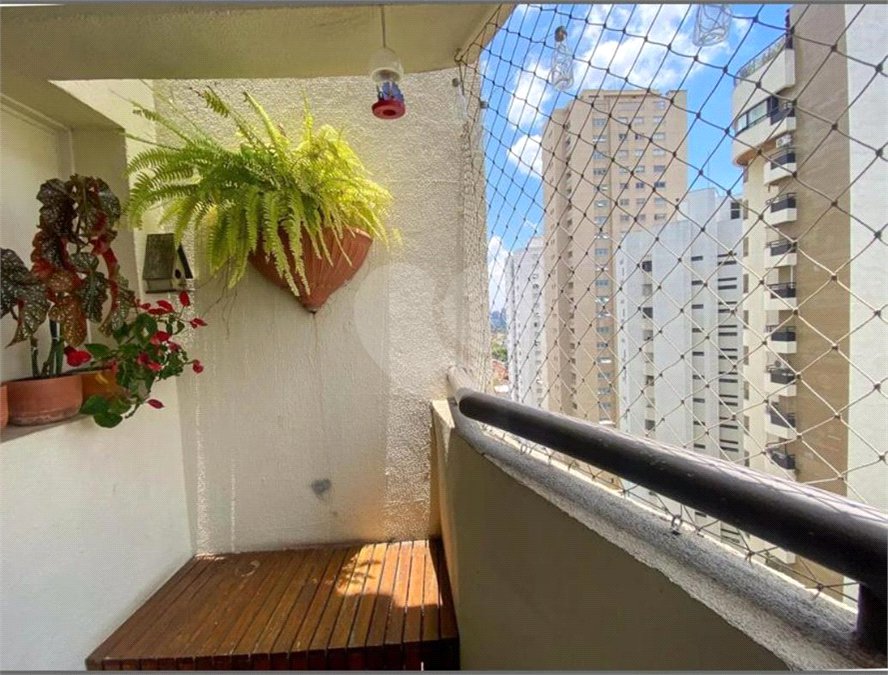 Apartamento à venda com 3 quartos, sendo 1 suíte, em Brooklin Paulista, São Paulo, SP