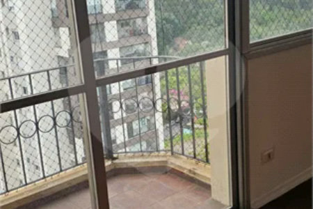 Apartamento à venda com 4 quartos, sendo 1 suíte,  em Jardim Ampliação, São Paulo, SP