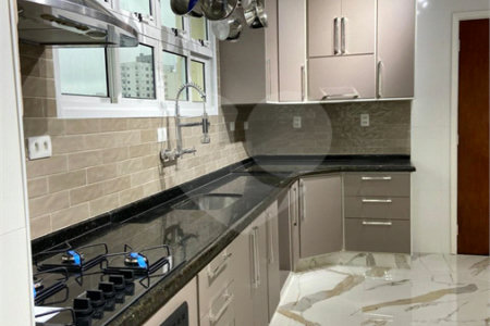 Apartamento à venda com 3 quartos, sendo 1 suíte, no Centro, Santo André, SP