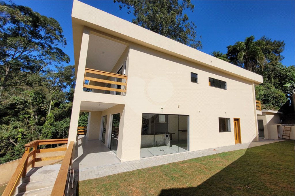 Casa à venda com 4 suítes no condomínio Sausalito, Mairiporã - SP