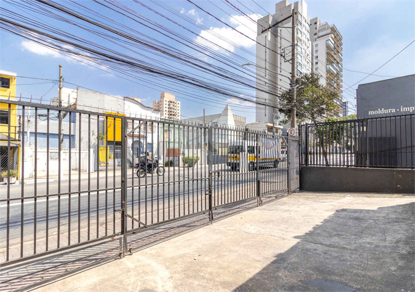 Casa para alugar no condomínio Alfredo Pujol, São Paulo - SP