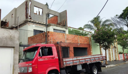 Sobrado à venda com 4 quartos, sendo 2 suítes, em Tremembé, São Paulo, SP