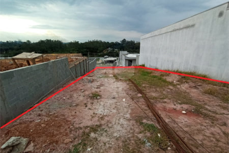 Terreno à venda no condomínio Residencial Veneza, Mogi das Cruzes - SP