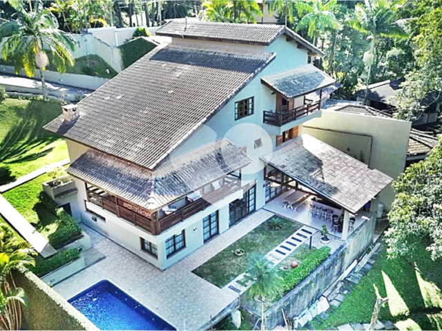 Casa à venda com 3 quartos no condomínio Alpes da Cantareira, Mairiporã - SP