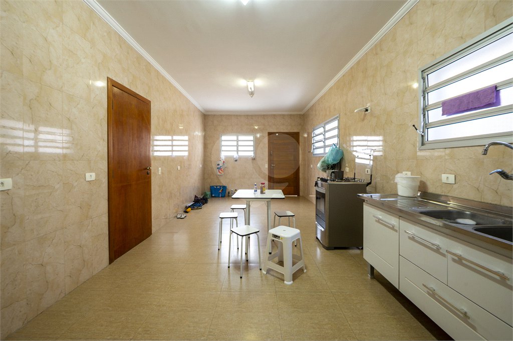 Sobrado à venda com 3 quartos, sendo 2 suítes,  em Brooklin, São Paulo, SP