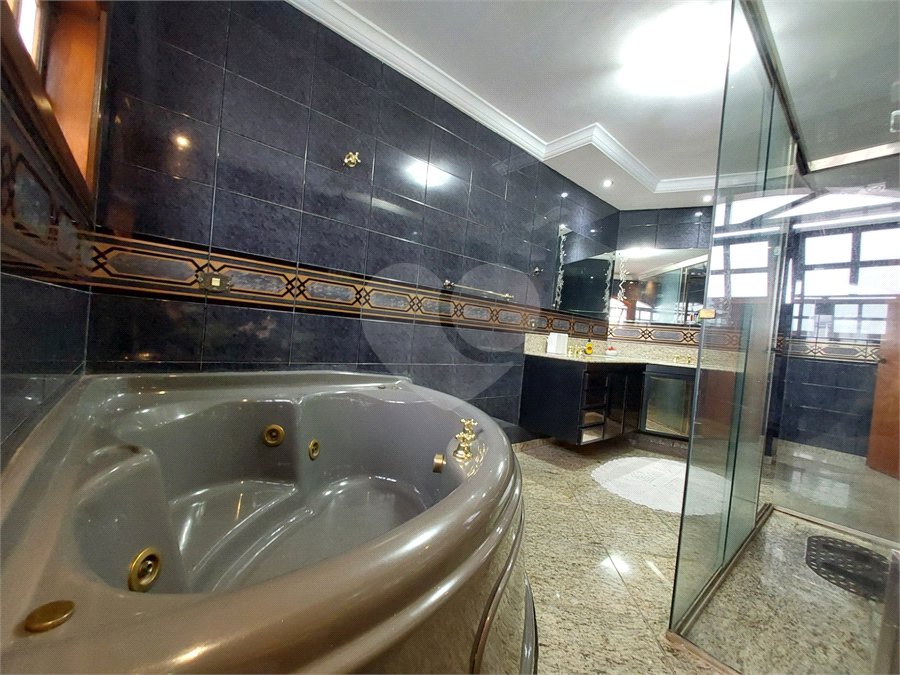 Casa à venda com 3 suítes em Vila Pereira Barreto, São Paulo, SP