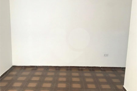 Sobrado à venda com 4 quartos, sendo 2 suítes, em Vila Aurora (zona Norte), São Paulo, SP
