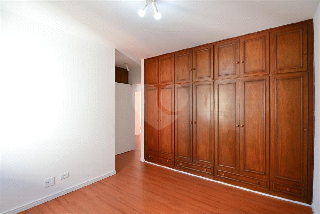 Apartamento à venda com 4 quartos, sendo 2 suítes,  em Brooklin Paulista, São Paulo, SP