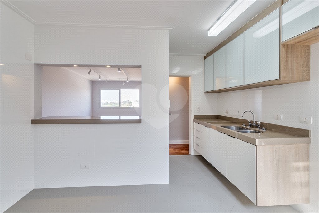 Apartamento à venda com 2 quartos, sendo 1 suíte,  em Santo Amaro, São Paulo, SP