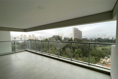 Apartamento à venda com 3 suítes em Vila Sofia, São Paulo, SP
