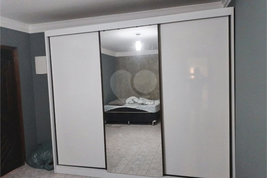 Sobrado à venda com 4 quartos no Brasilândia, São Paulo, SP