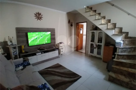 Sobrado à venda com 3 quartos, sendo 1 suíte,  em Vila Medeiros, São Paulo, SP