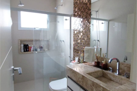 Casa à venda com 4 suítes no condomínio Figueira Garden, Atibaia - SP
