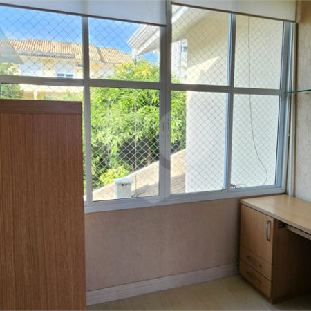Casa à venda com 3 suítes no condomínio Recanto dos Paturis, Vinhedo - SP