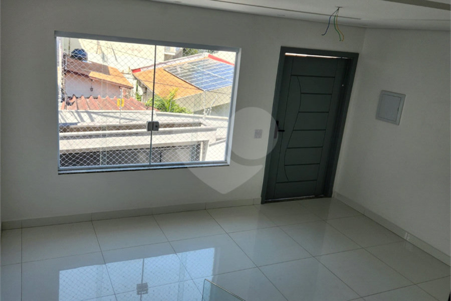 Sobrado à venda com 3 quartos, sendo 1 suíte,  em Vila Pereira Barreto, São Paulo, SP