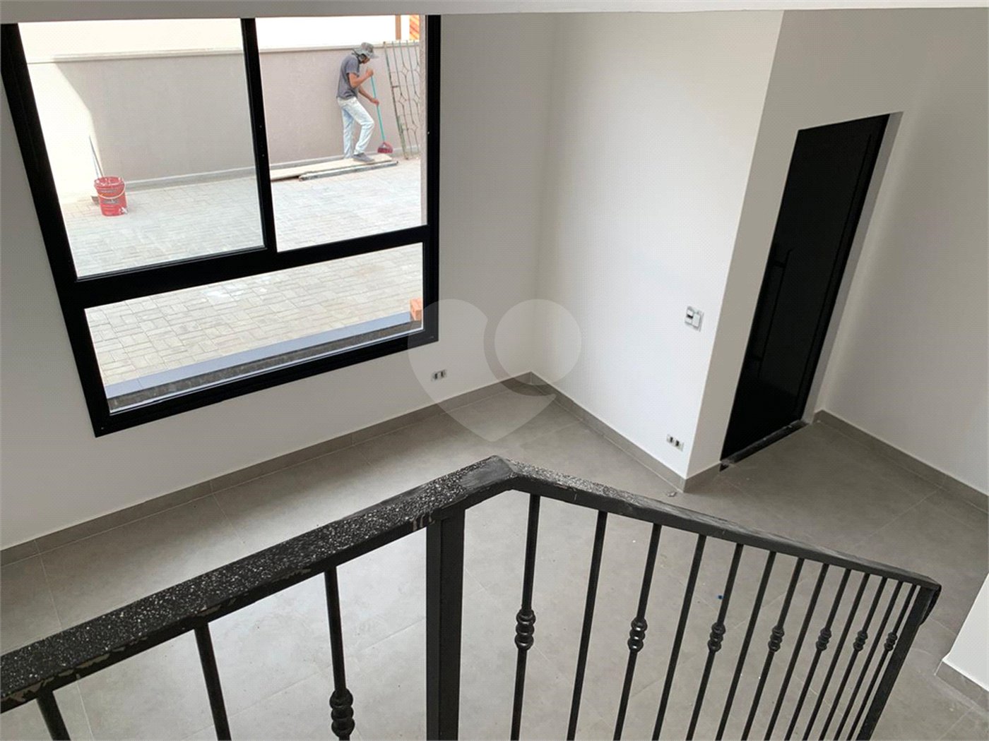 Casa à venda com 3 suítes no condomínio Residencial Celina, Atibaia - SP