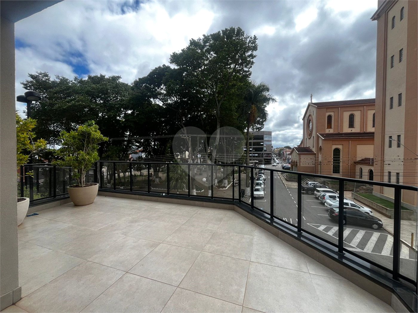 Apartamento à venda com 3 suítes no Centro, Itapetininga, SP