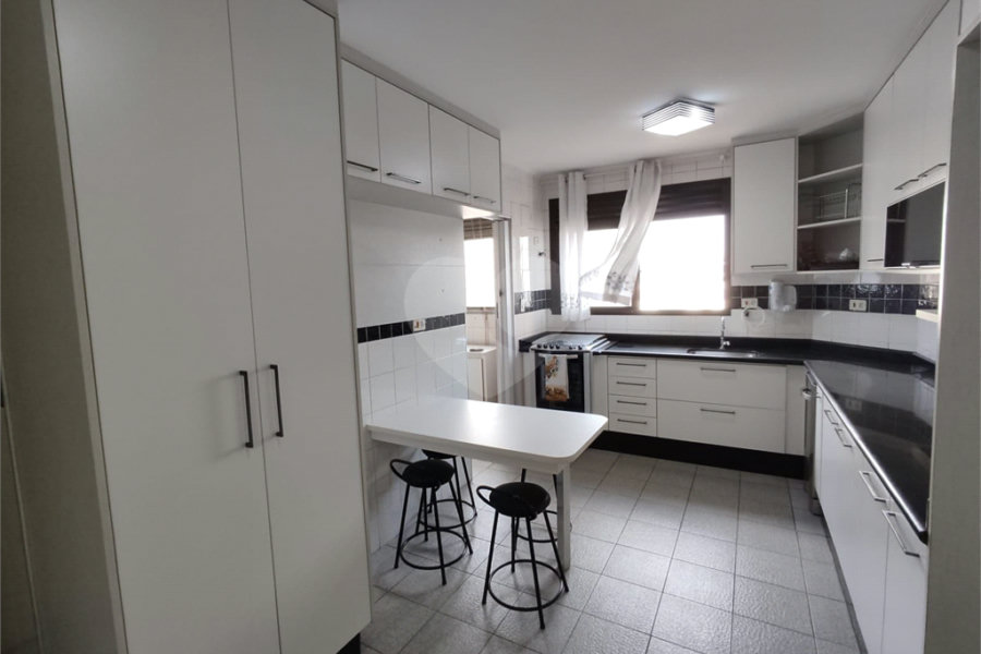 Apartamento à venda com 3 quartos, sendo 1 suíte, em Santana, São Paulo, SP