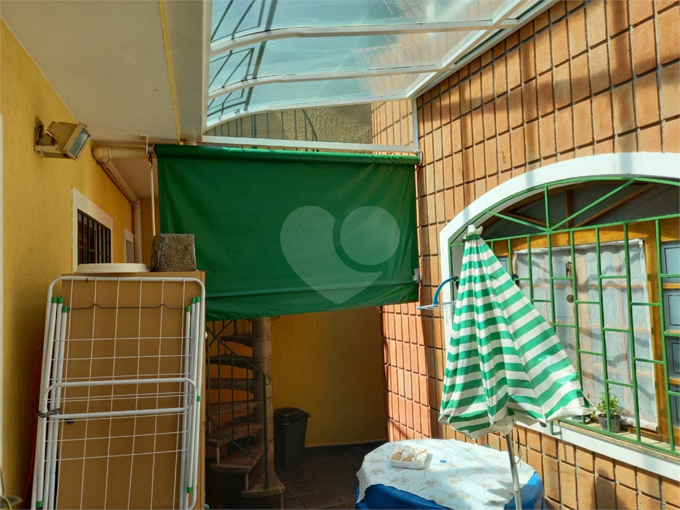 Sobrado à venda com 3 quartos, sendo 1 suíte,  em Santa Teresinha, São Paulo, SP