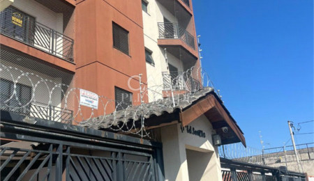 Apartamento à venda com 3 quartos, sendo 1 suíte,  em Vila Barão, Sorocaba, SP