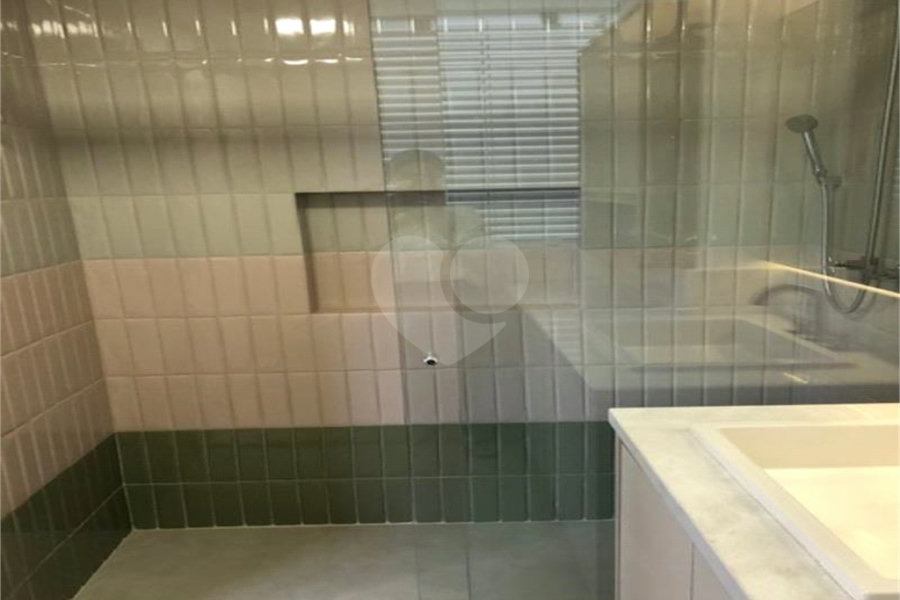 Flat à venda com 1 suíte em Santana, São Paulo, SP