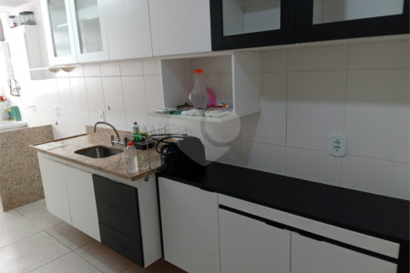 Apartamento à venda com 3 quartos, sendo 1 suíte, em Tijuca, Rio de Janeiro, RJ