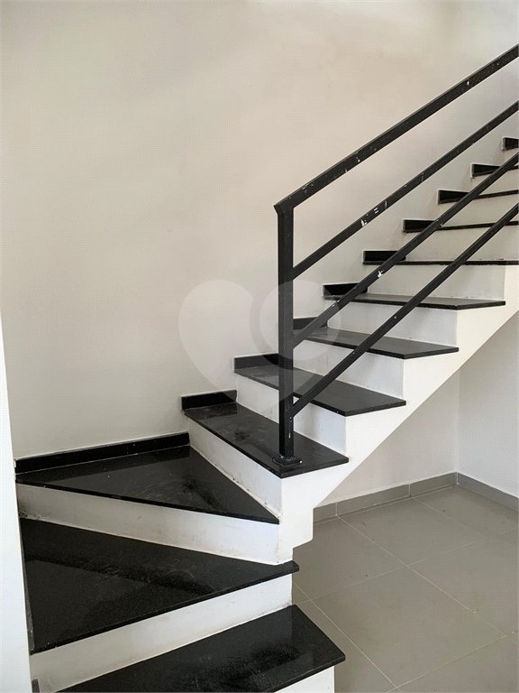 Sobrado à venda com 2 suítes em Residencial Jardins da Catalunha, Atibaia, SP