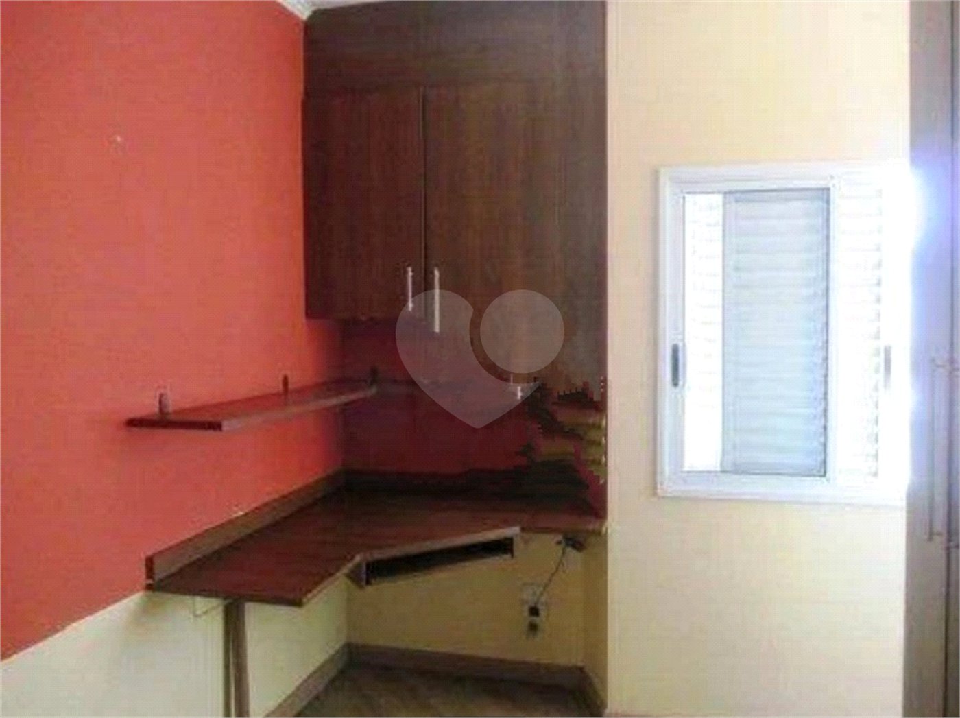 Casa à venda com 3 quartos, sendo 1 suíte, em Vila Nova Carolina, São Paulo, SP