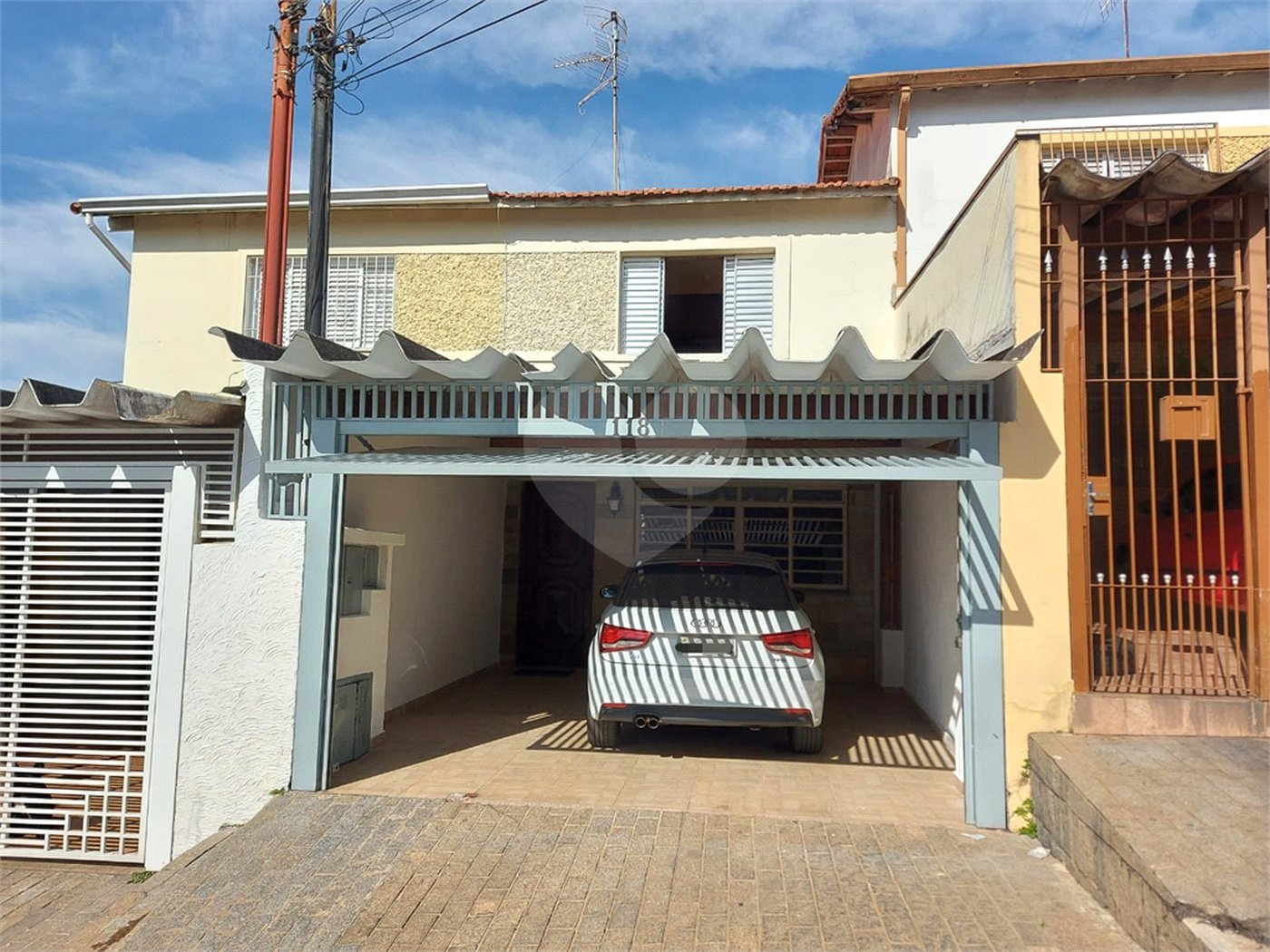 Sobrado à venda com 2 quartos em Jardim Mangalot, São Paulo, SP
