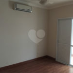 Casa à venda com 3 quartos, sendo 1 suíte,  no condomínio Vila Aracoara, Araraquara - SP
