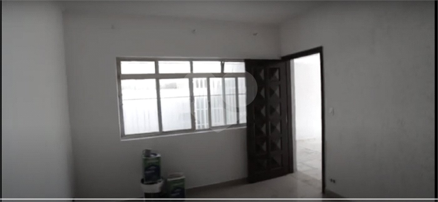 Casa à venda com 3 quartos, sendo 2 suítes,  no condomínio Não, São Paulo - SP