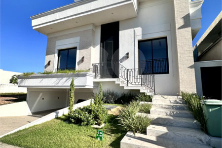 Casa à venda com 3 suítes no condomínio Residencial Florais Itália, Cuiabá - MT