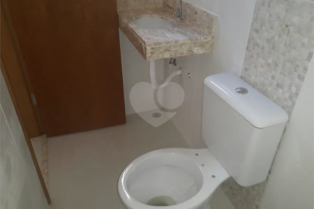 Casa à venda com 2 suítes no condomínio martinha, São Paulo - SP