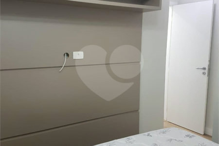 Apartamento à venda com 3 quartos, sendo 1 suíte,  em Fundação, São Caetano do Sul, SP
