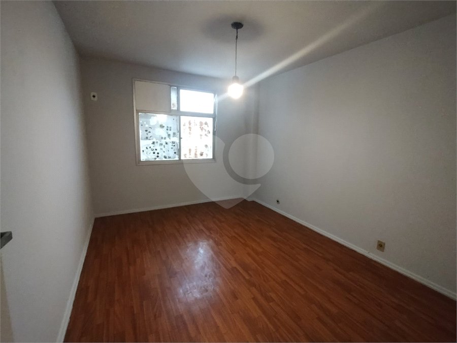 Apartamento para alugar com 2 quartos, sendo 1 suíte, em Grajaú, Rio de Janeiro, RJ