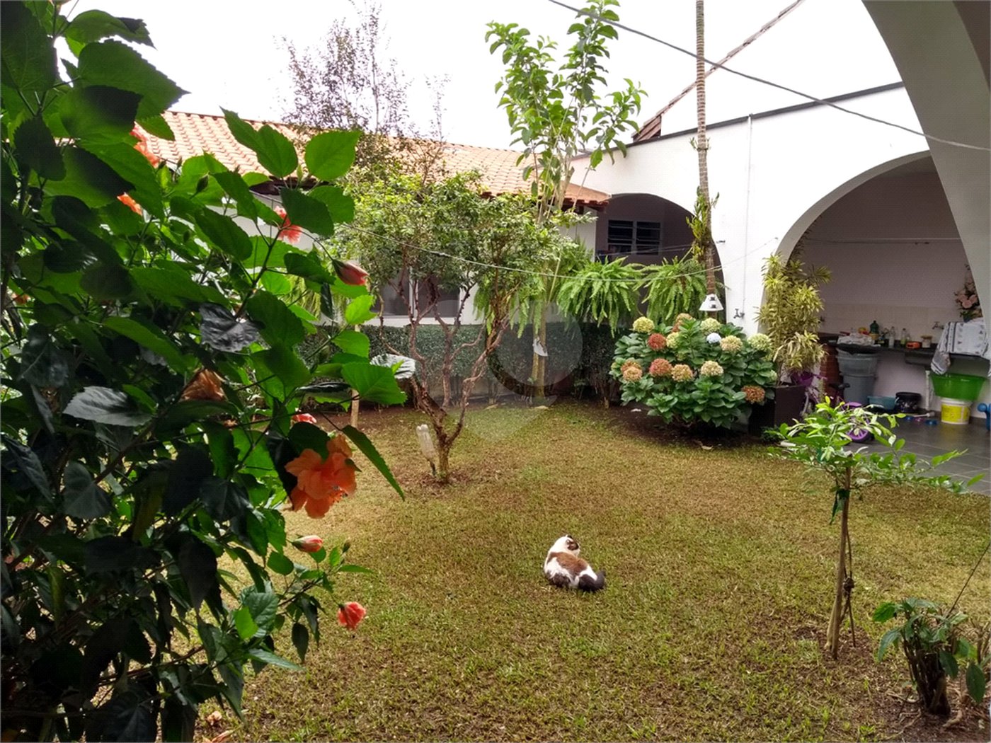 Sobrado à venda com 3 suítes em Jardim Realce, Suzano, SP