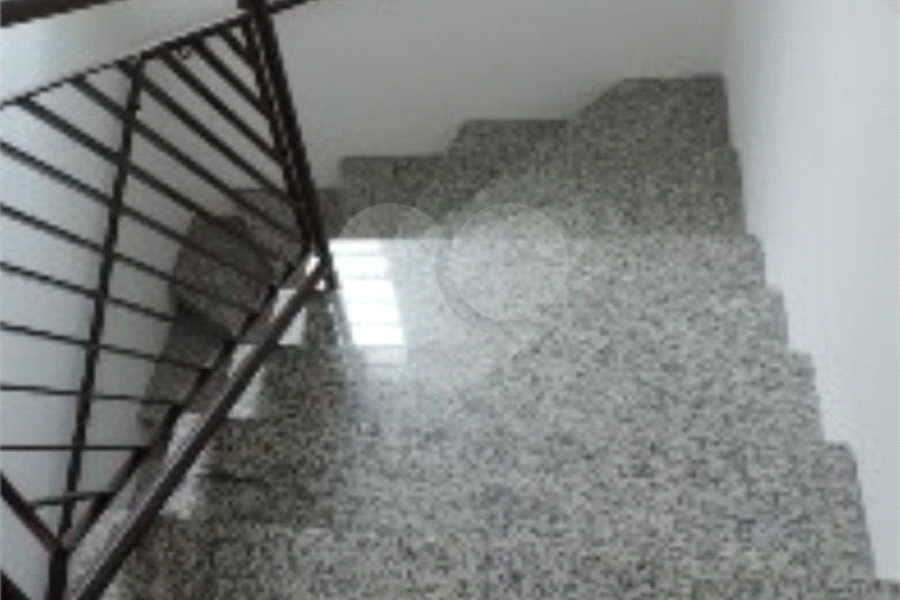 Sobrado à venda com 4 quartos em Vila Ipojuca, São Paulo, SP