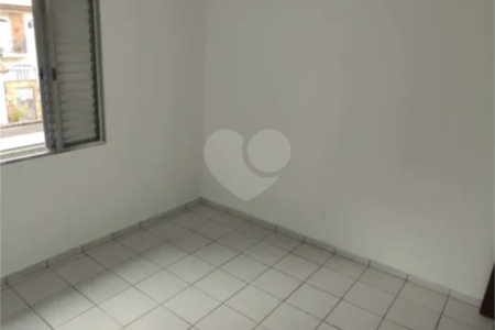 Sobrado à venda com 3 quartos, sendo 1 suíte, em Jardim Pinheiros, São Paulo, SP